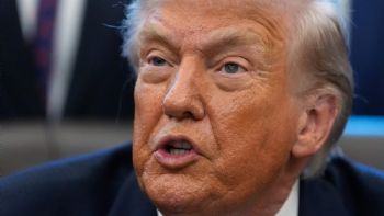 Trump amenaza con usar militares para "poner fin" a protestas en Minneapolis