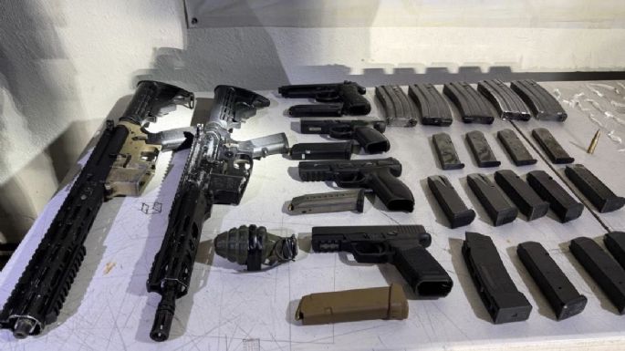 Aseguran armas, drogas y cientos de miles de pesos en penal de Culiacán