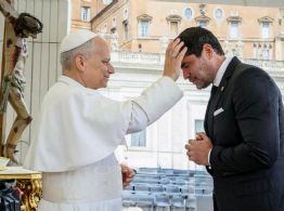 La nueva derecha cristiana reza por su renacimiento político