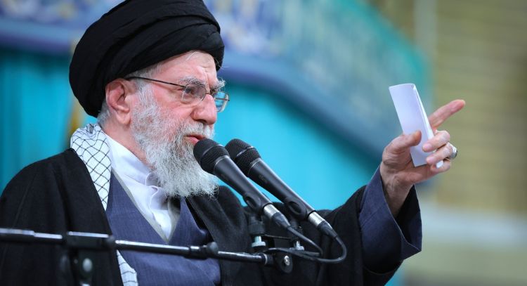 Irán advierte “declaración de guerra” y “decreto de yihad” si el líder supremo es atacado