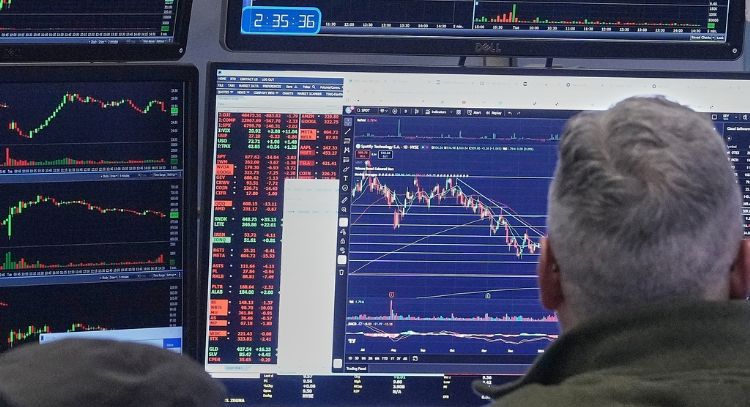 Wall Street se desploma luego de que Trump amenazara a países europeos con aranceles por Groenlandia