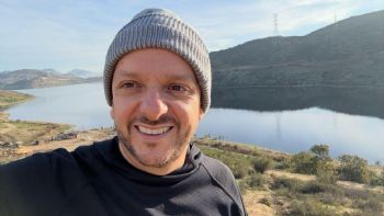 Carlos Torres, exesposo de la gobernadora Marina del Pilar, confirma que lo investiga la FGR