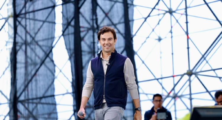 No esperen podios este año: Checo Pérez