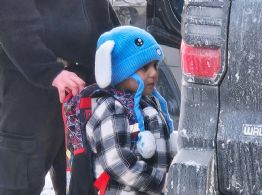 ICE detuvo a niño de 5 años en Minnesota y lo usó como carnada, denuncia funcionaria escolar