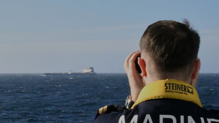 Marina francesa intercepta un buque petrolero procedente de Rusia