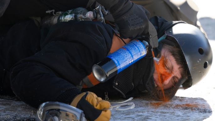 Protestas exigen que agentes de inmigración salgan de Minneapolis tras muerte de hombre en redada