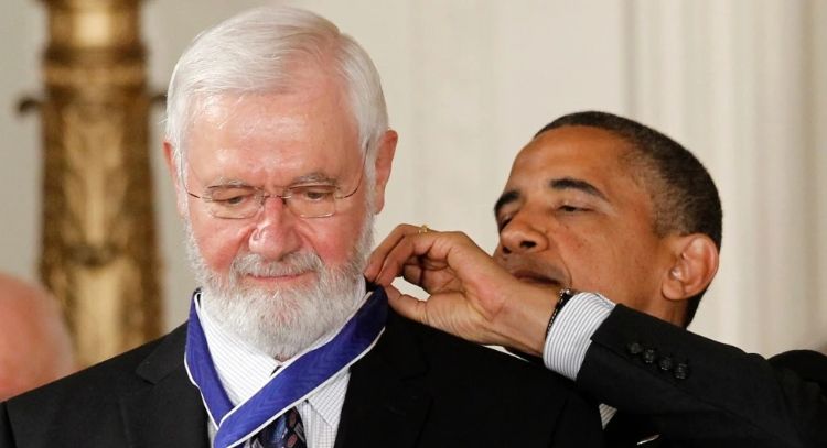 Falleció el doctor William Foege, líder en la erradicación de la viruela