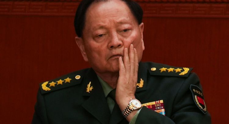 General de mayor rango de China es investigado en la última purga militar