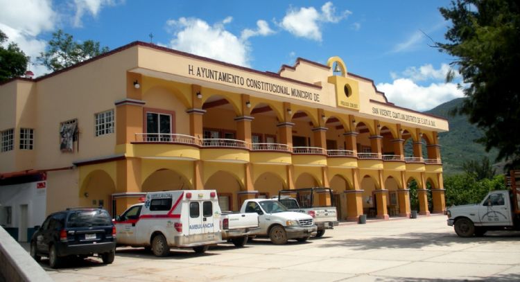 Pobladores de San Vicente Coatlán exigen al gobierno explique sus compromisos incumplidos