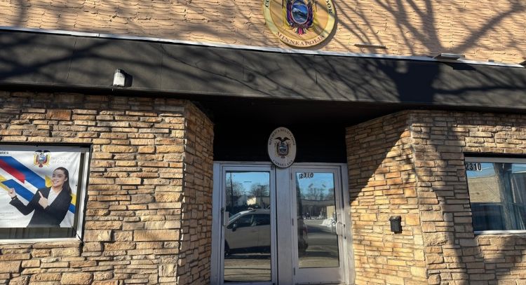 Ecuador envía nota de protesta a EU por "intento de incursión" del ICE a su Consulado en Minneapolis