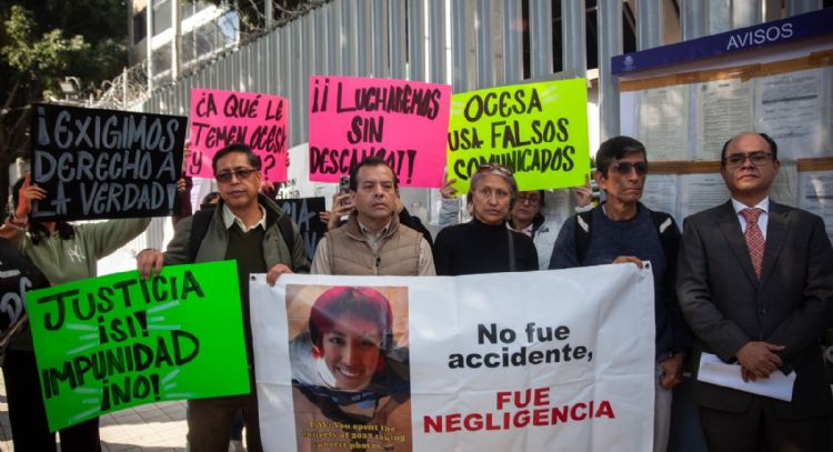 Familia de Berenice llevará caso Axe Ceremonia a EU; más amparos atoran el proceso