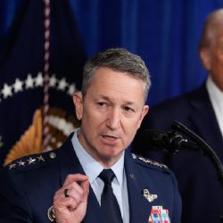 Un helicóptero de EU que participó en la captura de Maduro fue alcanzado por fuego venezolano