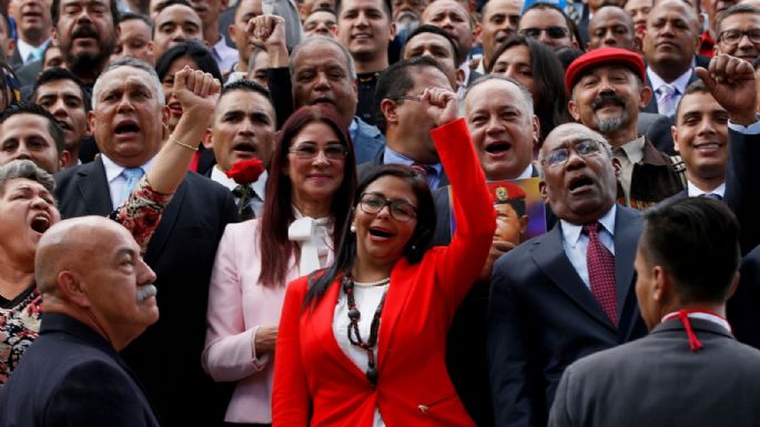 Tribunal de Venezuela exige que Delcy Rodríguez asuma la presidencia ante "ausencia forzosa" de Maduro