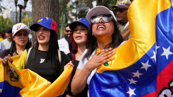 Migrantes venezolanos reviven sueños de regreso, pero los frena la incertidumbre económica