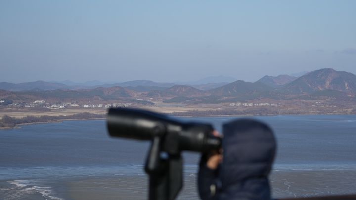 Corea del Norte lanzó un misil balístico hacia el mar, acusa Corea del Sur