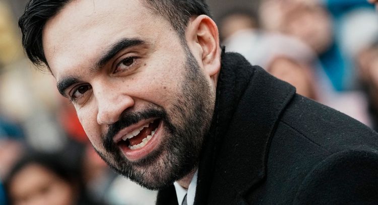 Mamdani rechaza ataque de EU a Venezuela: es "una violación al derecho federal e internacional"