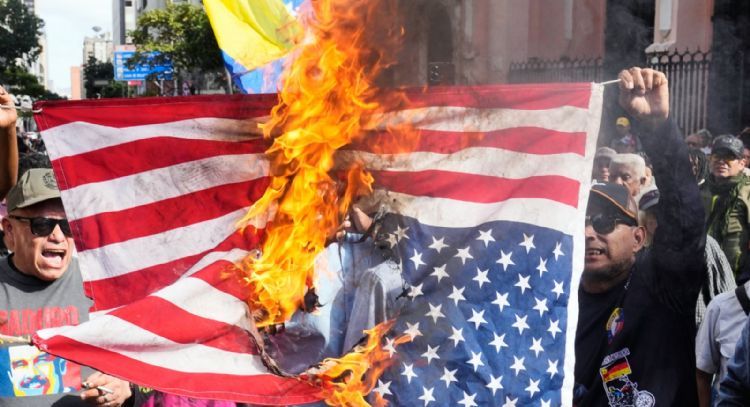 EU planea “gobernar” Venezuela y explotar su petróleo: Trump tras capturar a Maduro