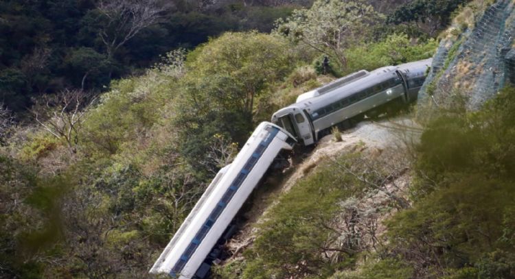 Víctimas del Tren Interoceánico presentarán denuncia penal ante la FGR por descarrilamiento