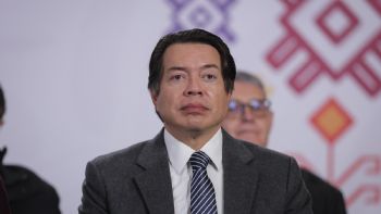 Becarios de la “Rita Cetina” recibirán 2 mil 500 pesos adicionales al año para útiles y uniformes