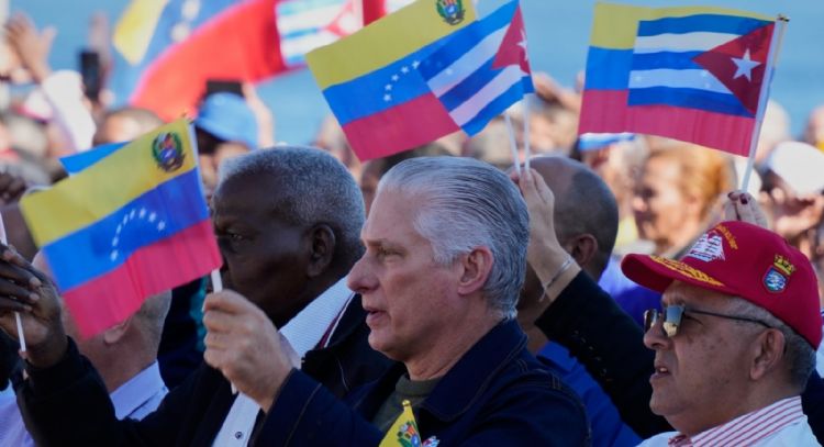 Cuba dice que 32 efectivos suyos murieron durante la captura de Maduro por parte de EU