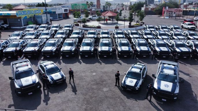 Gobernador Durazo duplica estado de fuerza con más patrullas y reconoce a policías en su día