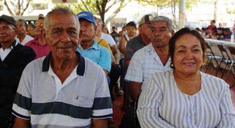 Pensión para el Bienestar 2026: ventajas de registrar a una persona auxiliar