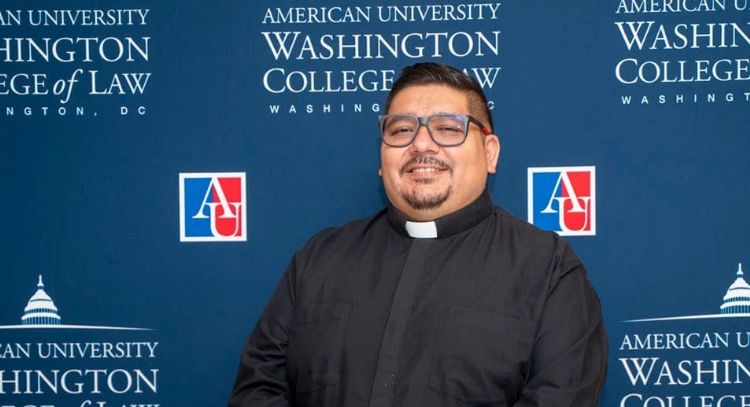 Por amenazas del crimen, sacerdote Filiberto Velázquez es desplazado de Guerrero