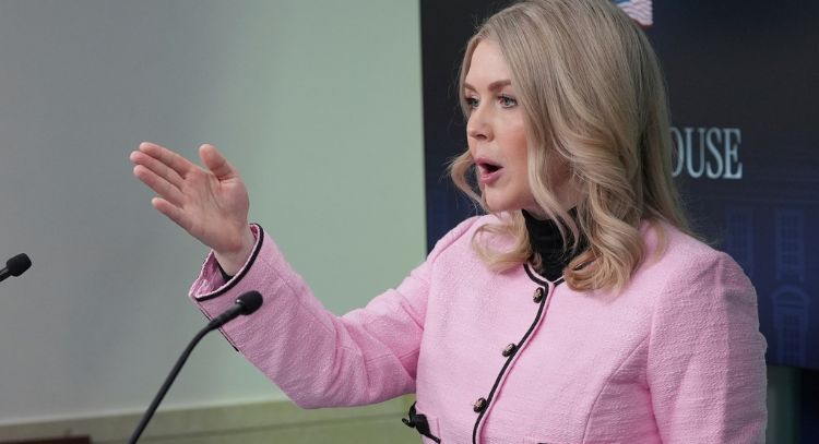 Las decisiones que tome el gobierno interino de Venezuela serán dictadas por EU: Casa Blanca