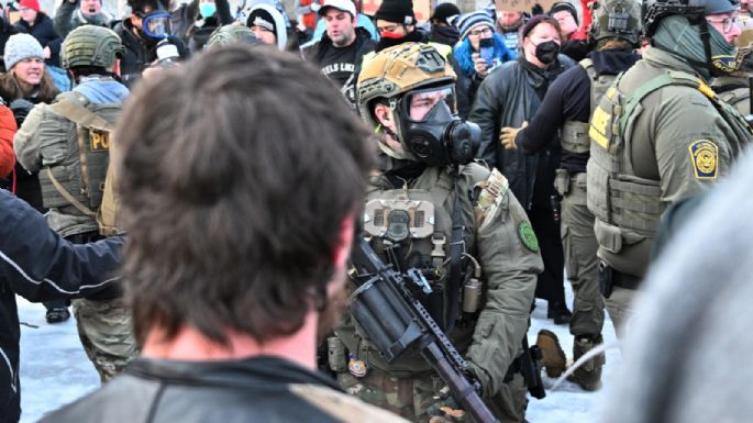 Acusan a demócratas de poner en riesgo la seguridad de EU, tras asesinada por agente de ICE (Video)