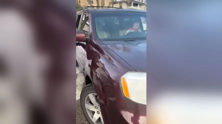 Revelan video que grabó el agente del ICE que baleó y mató a mujer en Minneapolis