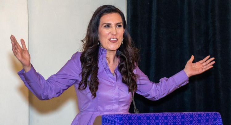 Kenia López Rabadán defiende la paridad ante la reforma electoral