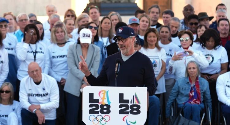 Casey Wasserman, líder de los Juegos Olímpicos de Los Ángeles, aparece en archivos de Epstein