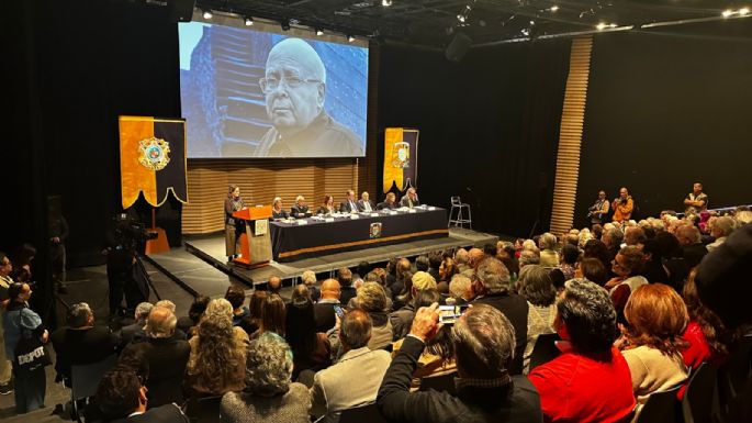 UNAM rinde homenaje a Gerardo Estrada, “tlatoani” de la cultura (Video)