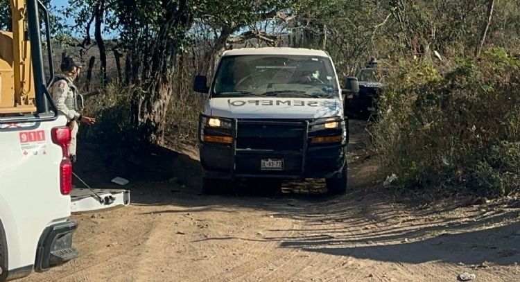 FGR exhuma más cuerpos en Concordia, Sinaloa