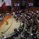 Senadores evitan las filas con módulo de vacunación VIP (Video)