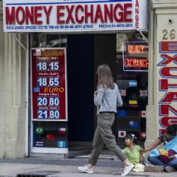 Peso gana ante datos de inflación en los Estados Unidos