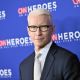 Anderson Cooper anuncia su salida de “60 Minutes”; permanecerá en CNN
