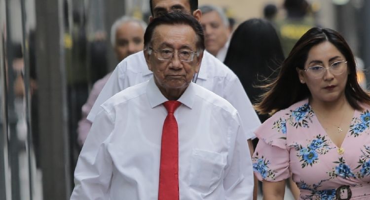 Congreso elige a José María Balcázar como nuevo presidente interino de Perú tras destitución de Jerí