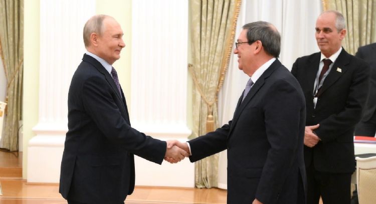 Putin recibe al ministro de Exteriores de Cuba y reitera su “rechazo rotundo” al bloqueo de EU