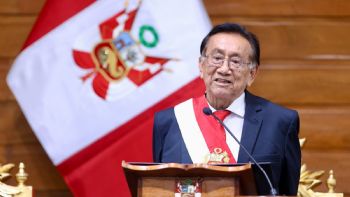La crisis de Perú, entre la trituradora de presidentes y el “triunfo de la antipolítica”