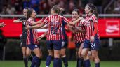 Foto ilustrativa de la nota titulada: Reprograman juego de Chivas vs. América femenil tras serie de narcobloqueos en Jalisco