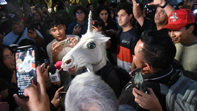 Arrestan a una mujer por atacar a “therians” en una reunión masiva en Mérida (Video)