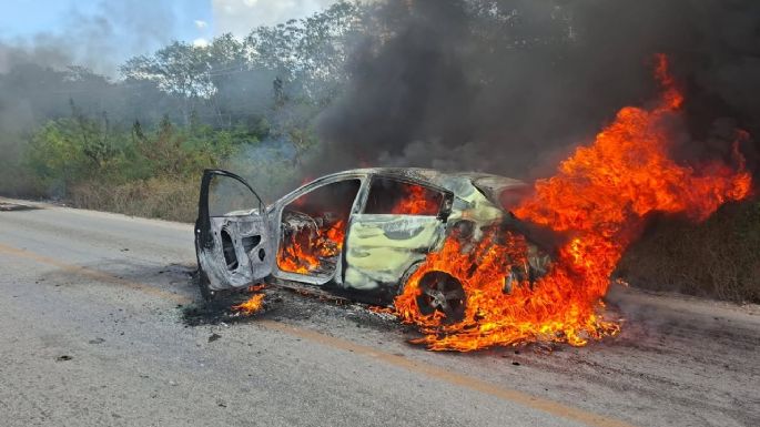 Autoridades cercan Cancún por quema de vehículos tras muerte de “El Mencho”