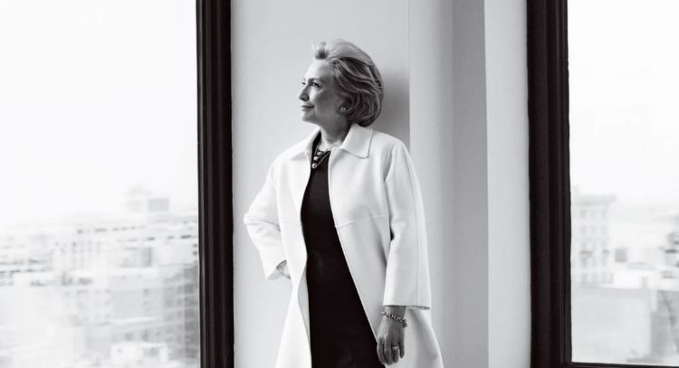 "No recuerdo haberme encontrado nunca con el señor Epstein": Hillary Clinton