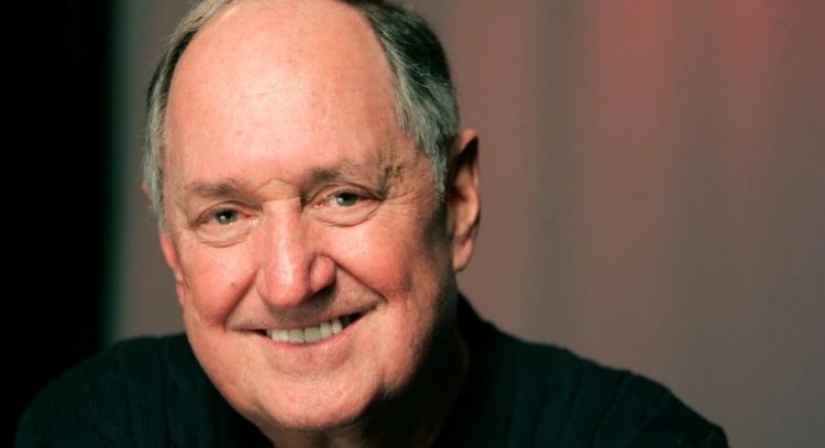 Neil Sedaka, el cantautor detrás de docenas de éxitos de los años 60 y 70, muere a los 86 años
