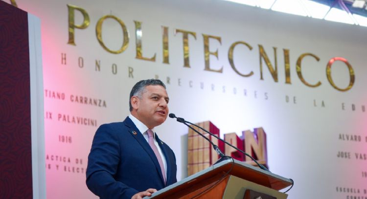 Red de Javier Tapia, suspendido por faltas graves, mantiene negocio millonario en el IPN