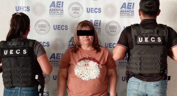 Cae en Oaxaca funcionaria del Registro Civil que vendía actas de nacimiento apócrifas a migrantes