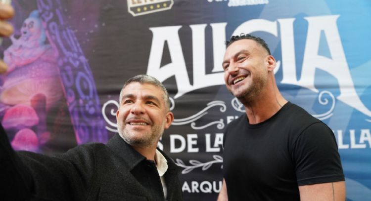 Romo acusa a Tabe por espectáculo de “Alicia en el País de las Maravillas” en el Parque Lira