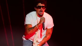 Bad Bunny hablará sobre el medio tiempo del Super Bowl tras ganar en los Grammy