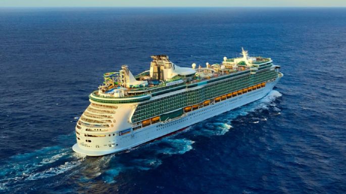 Autoridades en Quintana Roo aceleran permisos con vicios legales para Royal Caribbean